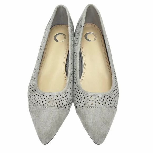 Journee Collection Finnola Grey Perforated Womens Wedge Pumps Size 8M - Picture 5 of 12